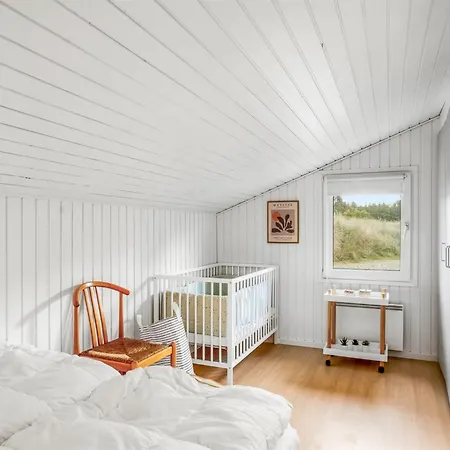 Helene - 1-5km From The Sea By Interhome *